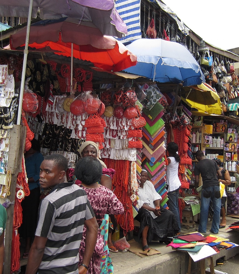 5 ways women can visit Yaba Market without being harassed