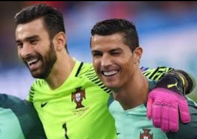 Ronaldo Congratulates Rui Patrício on 19-Year Career After Retirement Announcement