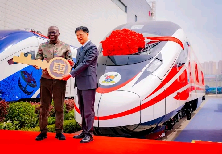 Gov. Sanwo-Olu Receives New 24-car Trains To Boost Lagos Red Line Capacity