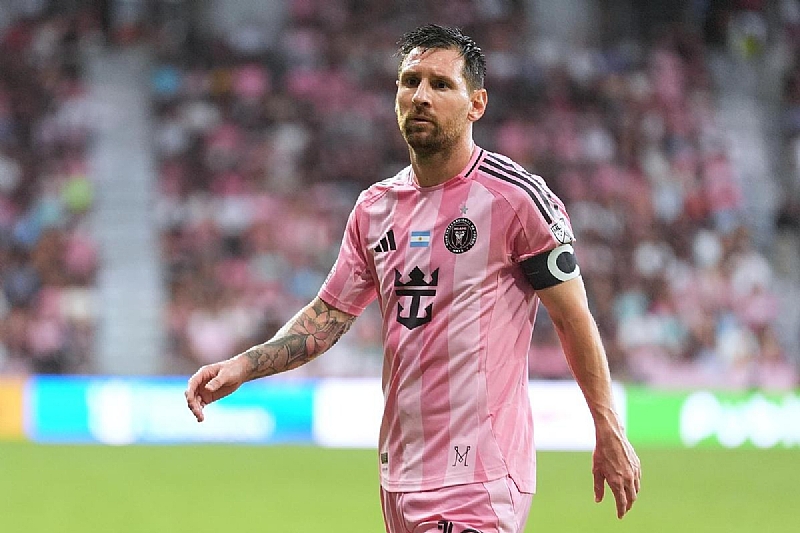 Lionel Messi Diagnosed With Hamstring Issue, Return Uncertain