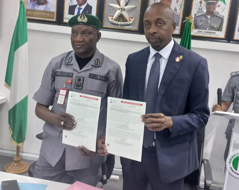 Efcc Begins Probes As Nigeria Customs Intercepts $20,000, Cfa 110,000
