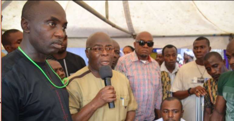 (L-R): Representative of Anambra State Governor, Head of Service, Prince Harry Uduh condoling with the Mr. Hyacinth Nwigwe, flanked by Senior Special Assistant to the Governor on Media, Emeka Ozumba, and MD of ABS, Nze Uche Nworah at the burial of the Nwi