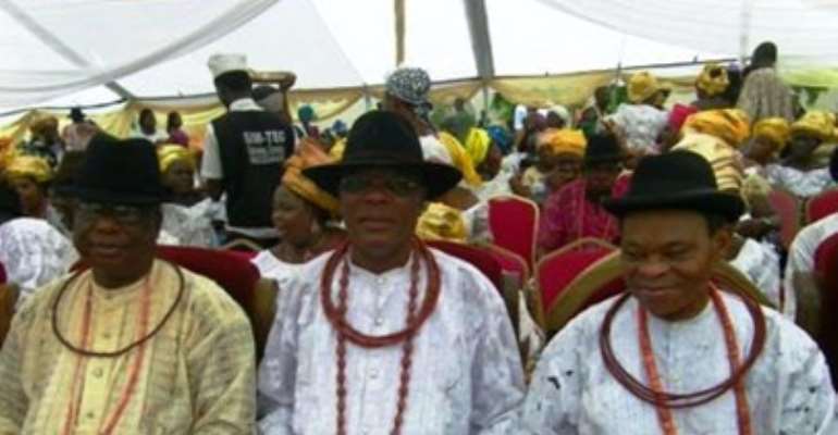 National President of UPU (and Ajaguna of Okukuland) Gen. Patrick Newton Aziza (rtd.), CFR, with two Urhobo chiefs