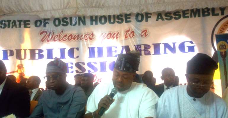 The Speaker, State of Osun House of Assembly, RT. Hon Timothy Owoeye middle (with mic)