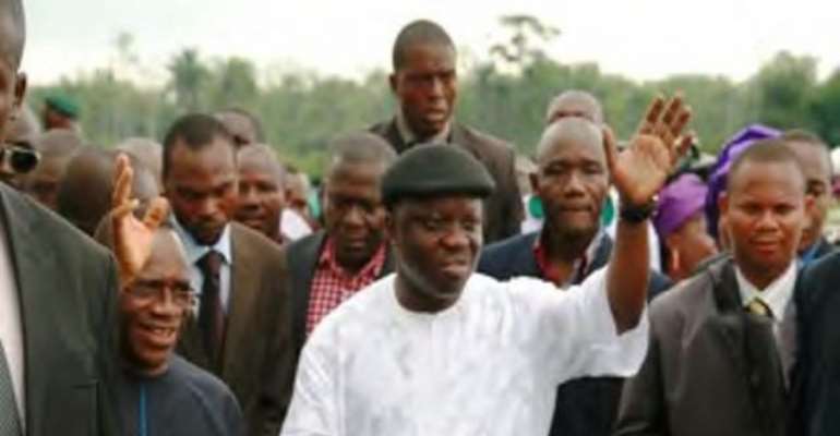 PHOTO: DELTA STATE GOVERNOR, EMMANUEL UDUAGHAN FLANKED BY HIS DEPUTY, PROFESSOR AMOS UTUAMA AND AIDES.