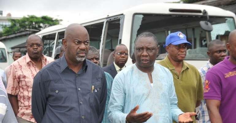 CROSS RIVER STATE GOVERNOR LIYEL IMOKE (L) WITH VICE CHANCELLOR, UNICAL, PROFESSOR JAMES EKPOKE DURING HIS TOUR OF THE UNIVERSITY AFTER THE STUDENTS' DEMONSTRATION WEEKEND.
