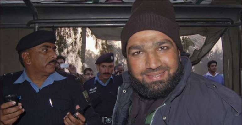 Salman taseer guard smiling after killing & arrest