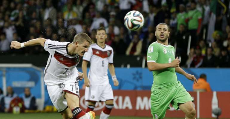 Germany survives Algeria 2-1 in extra time