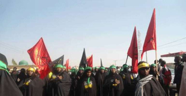 35 killed as soldiers, Islamic sect clash