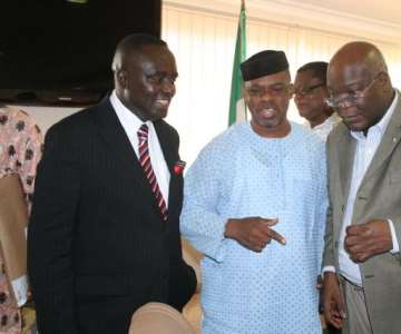 Pro-Chancellor and Chairman, Governing Council of the University of Science and Technology, Ifaki-Ekiti, Prof. Peter Okebukola, Ekiti State Governor, Engr. Segun Oni and a member of the governing council, Prof. Oye Ibidapo-Obe when members of the Governing Council of the University visited the governor in his office ...yesterday