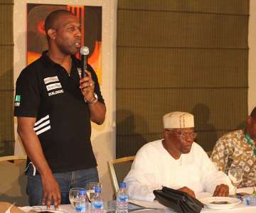 PRINCE TONYE T.J.T PRINCEWILL, NATIONAL DIRECTOR OF ORGANISATION PDM, ADRESSING DELIGATES AT A MEETING IN PORT-HARCOURT.