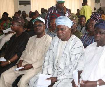 (R-L) Former Deputy Governor of Ekiti State, Chief Paul Alabi, State Coordinator of the Goodluck Support Group (GSG), Rt. Hon. Femi Akinyemi, another former deputy governor of the State and incumbent commissioner for Works, Chief (Mrs) Abiodun Olujimi and Chairman, State Civil Service Commission, Chief Kunle Ogunlade during the inauguration of the expanded Central Working Committee (CWC), Deputy Local Government Coordinators and Secretaries of the GSG in Ado-Ekiti on Friday