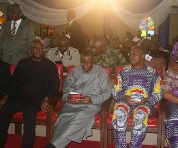 President Goodluck Jonathan (2nd left); President John Dramani of Ghana (1st left) Gov. Peter Obi (2nd right) and Wife, Margaret (1st right) at the burial service for Prof. Chinua Achebe at St. Philips Anglican Church, Ogidi, Anambra State, today
