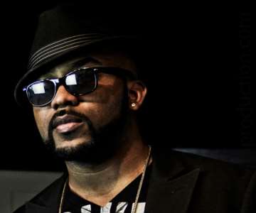 BANKY W AT THE EME CONCERT IN DALLAS (1)