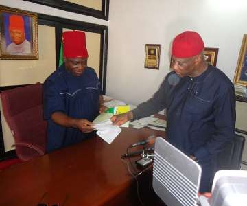 ormer Minister of Interior Capt. Emma Ihenacho with his Governorship Nomination and Expression of Interest forms the All Progressives Grand Alliance (APGA) National Secretariat Abuja flanked on the left is the APGA National Vice Chairman Chief Uchenna Okoghuo and on the left by the member Representing owerri North in the Imo State house of Assembly Engr. Dan Ikpeazu
